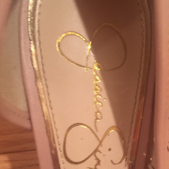 ONLY WORN ONCE 🌟 - Picture 2 of 7